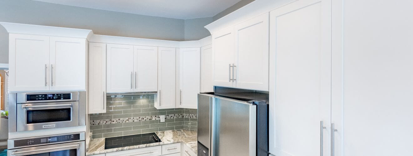 Modern crown molding on Shaker cabinets
